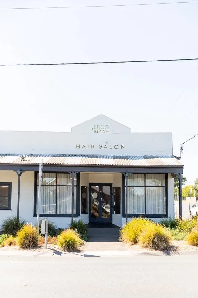 Ergo and Mane organic hair salon storefront at 22 Main Street Bridgewater on Loddon, 35 minutes from Bendigo