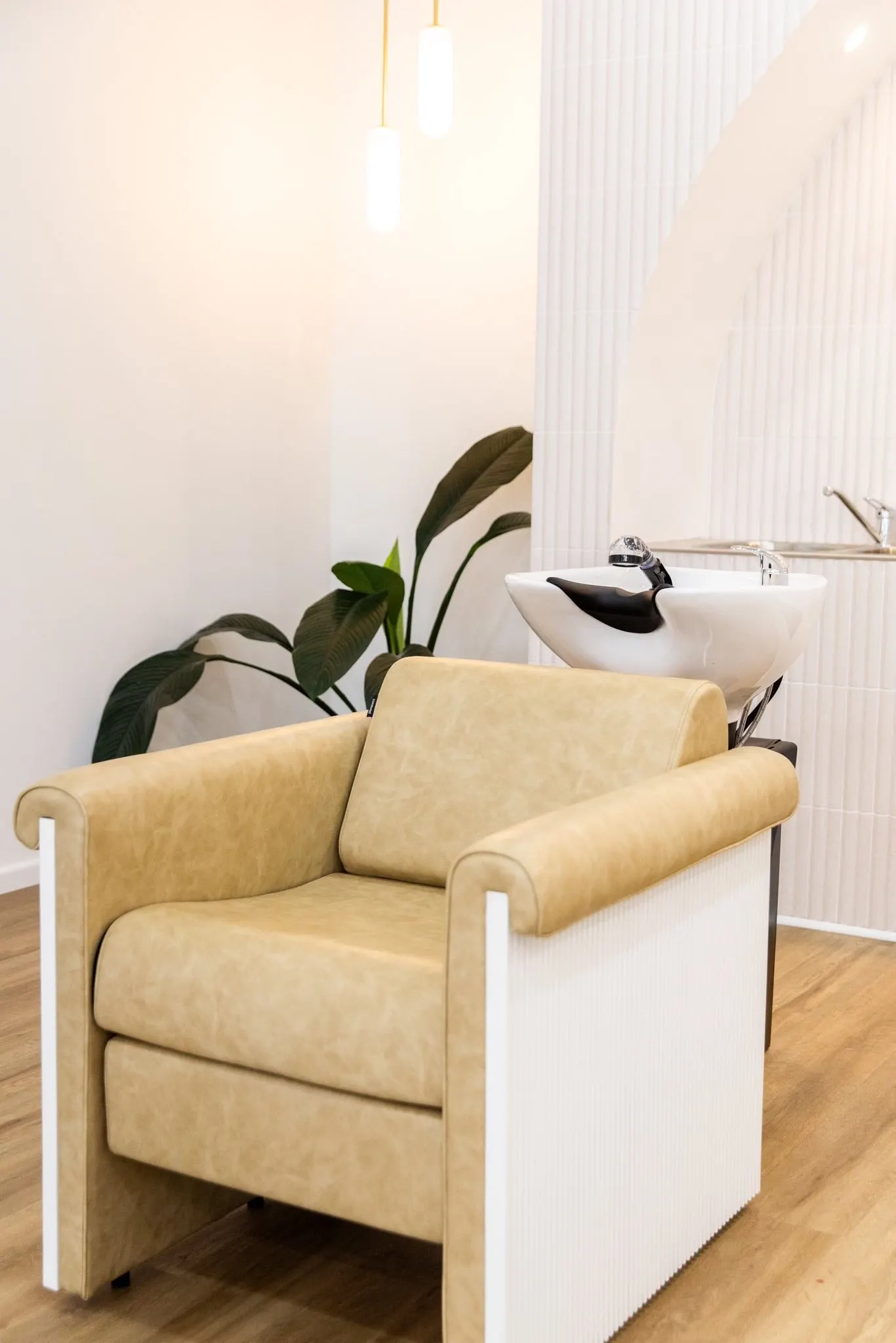Ergo and Mane hair salon wash station with leather chair in Bridgewater near Bendigo